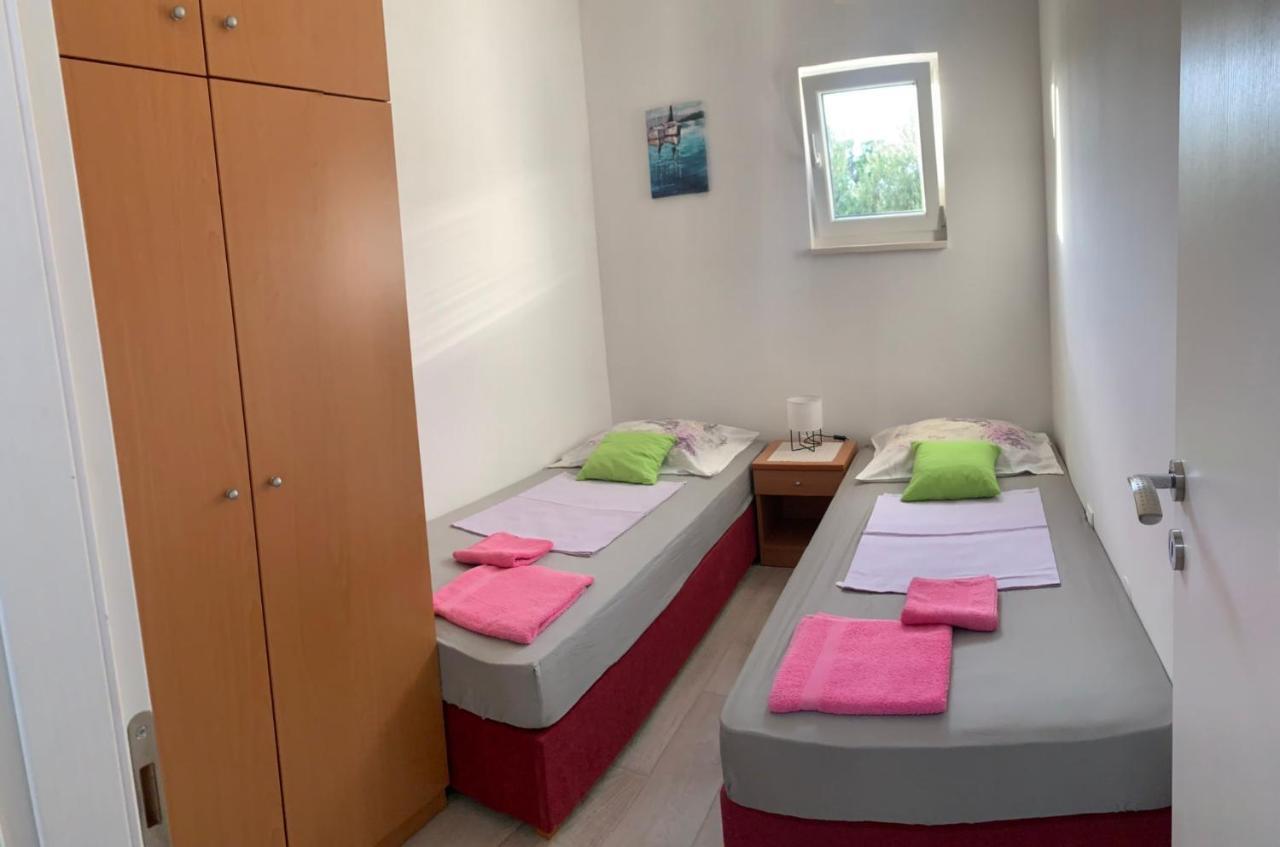 Ferienwohnung Zig-Zag Mlini Exterior foto